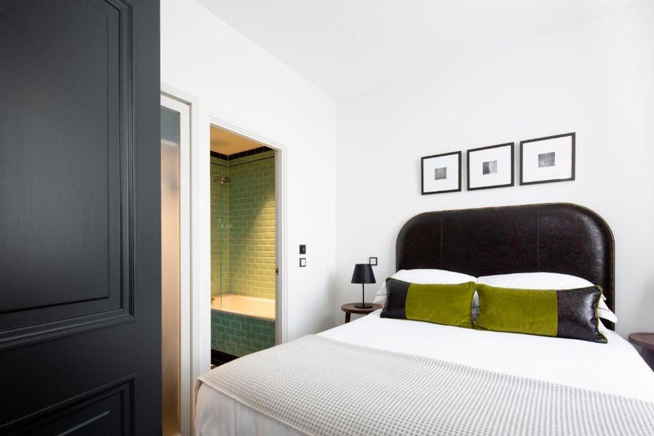 Aparthotel Cheval The Edinburgh Grand Esterno foto A bedroom at the hotel