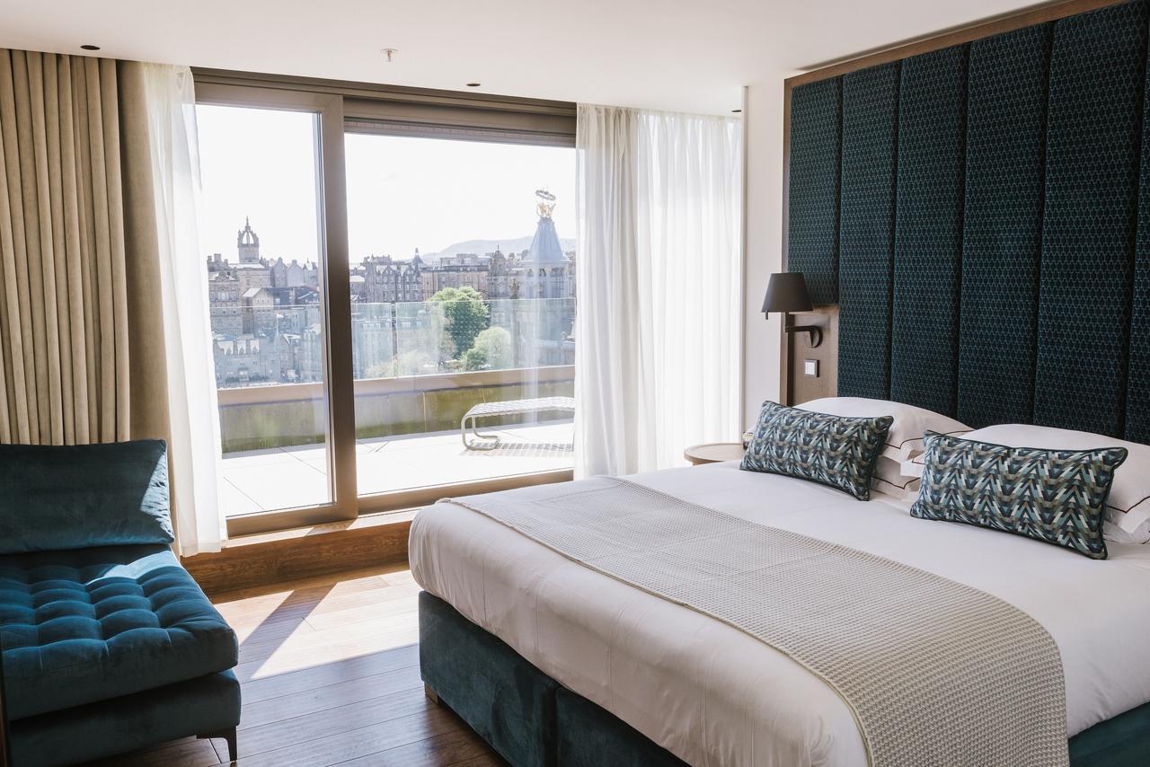 Aparthotel Cheval The Edinburgh Grand Esterno foto A bedroom at the hotel
